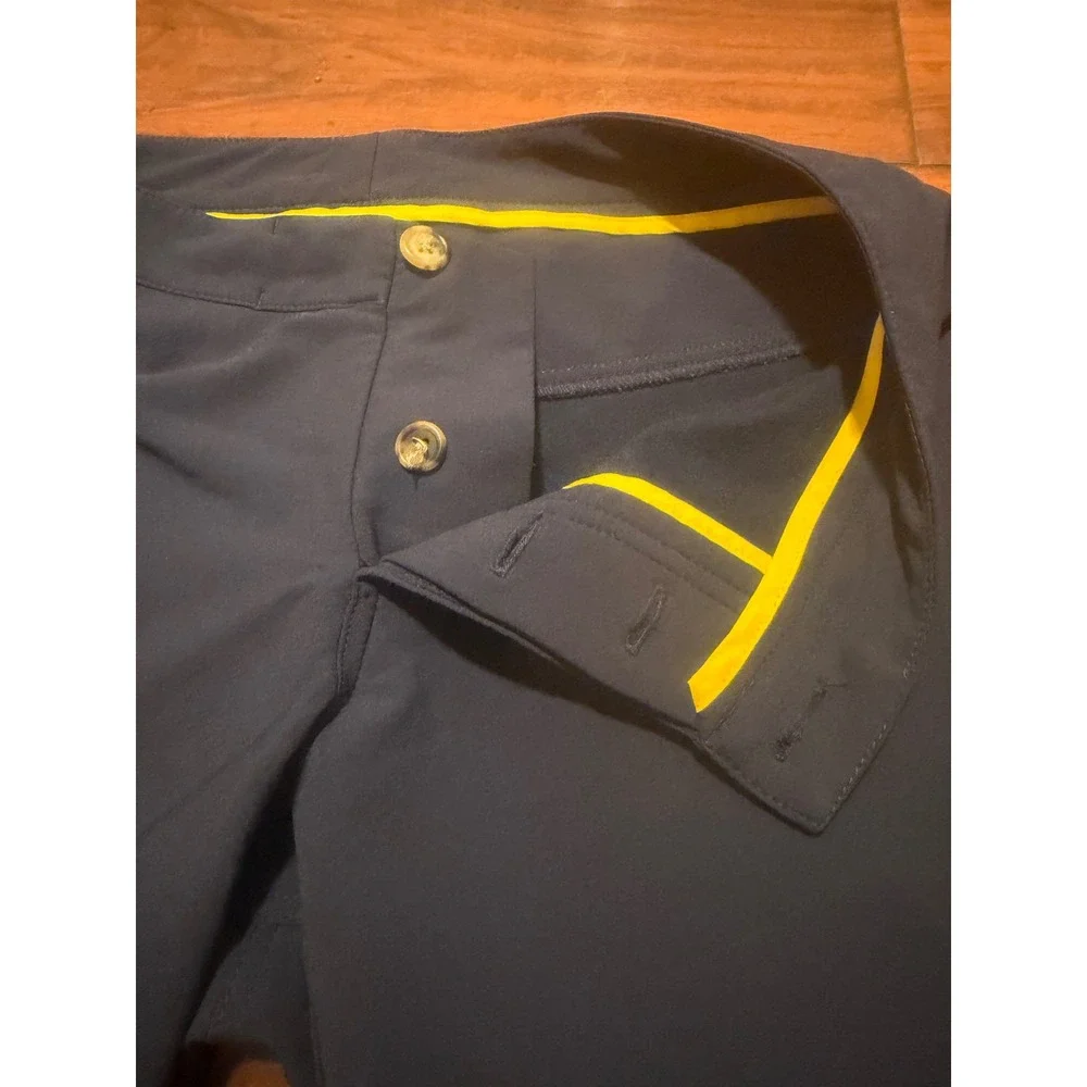 Tracksmith New England Mens Navy Blue Running Shorts Size 30 made in USA